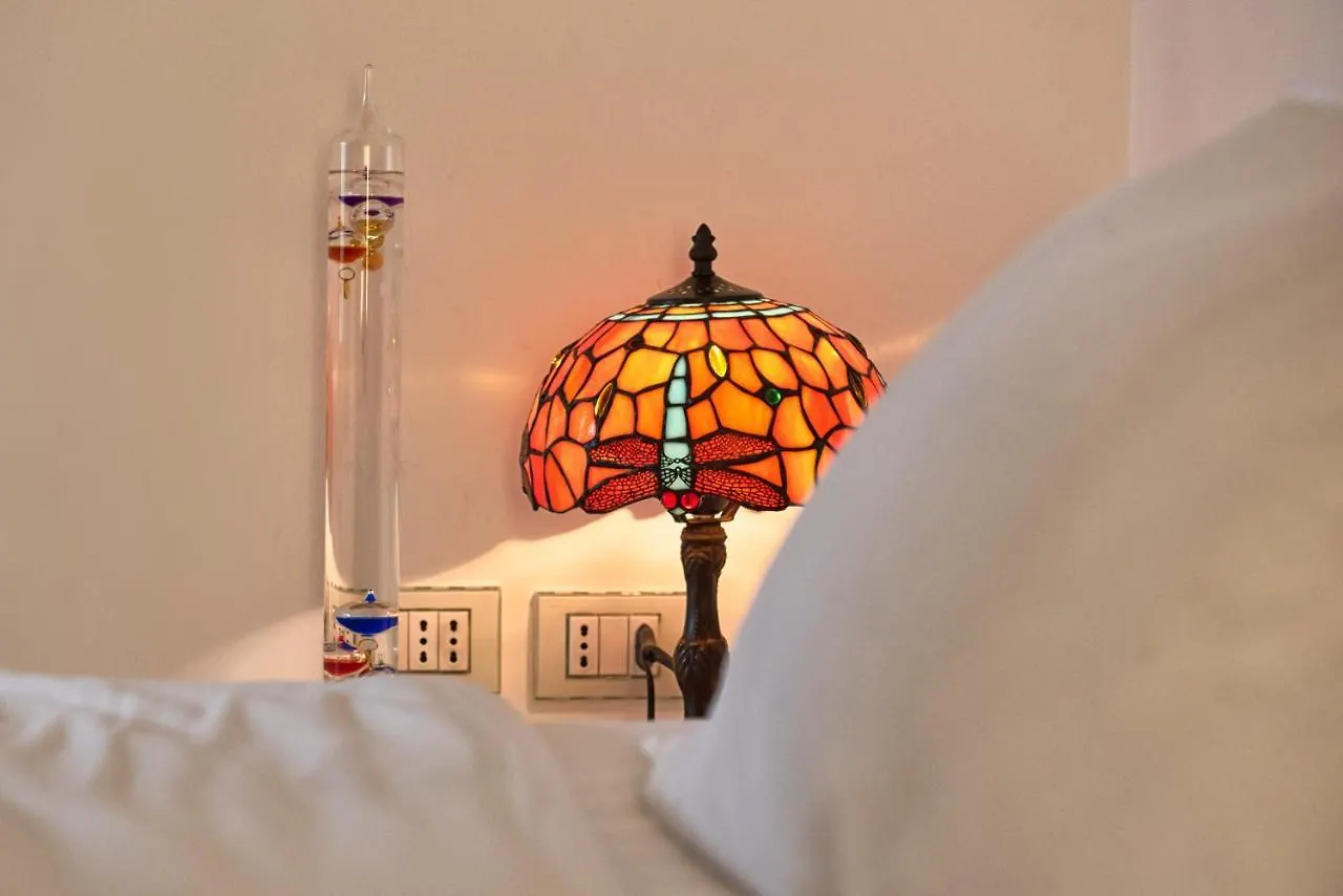 Studio Lunigiana Milano Stazione Milano 0*, Milan Italy