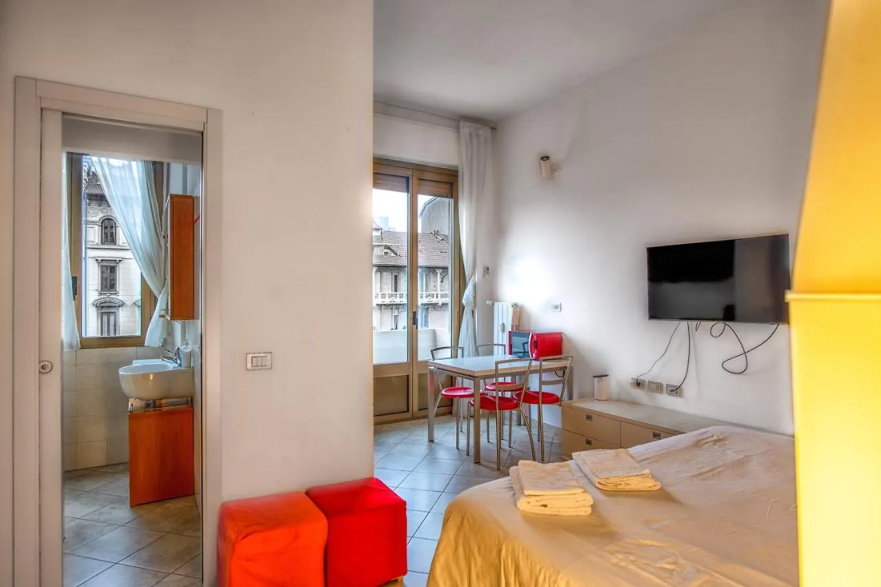 Studio Lunigiana Milano Stazione Milano Milan